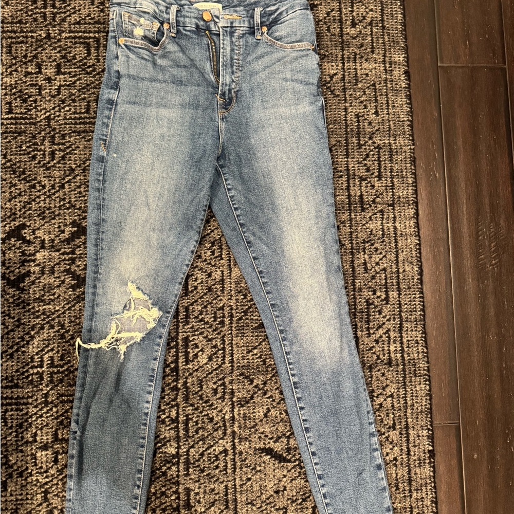 Good American Light Blue Distressed Skinny Jeans